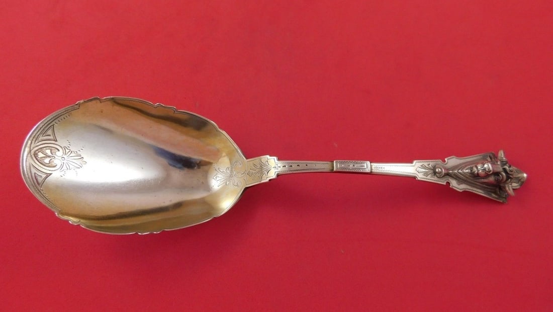 George Sharp Bull Sterling Silver Cracker Scoop 10 Inch Bright Cut Scalloped: George Sharp Bull Sterling Silver Cracker Scoop 10 Inch Bright Cut Scalloped This exquisite Bull Cracker Scoop by George Sharp showcases a stunning bright-cut design with scalloped edges. Crafted from
