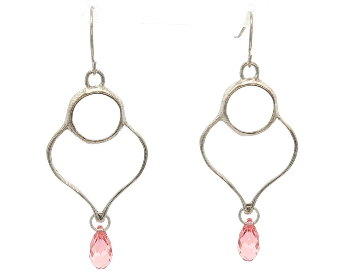 Sterling Silver Briolette Cut Pink Quartz Heart Dangle Earrings: Sterling Silver Briolette Cut Pink Quartz Heart Dangle Earrings These exquisite dangle drop earrings feature a striking abstract open heart design crafted from high-quality sterling silver. Each earri