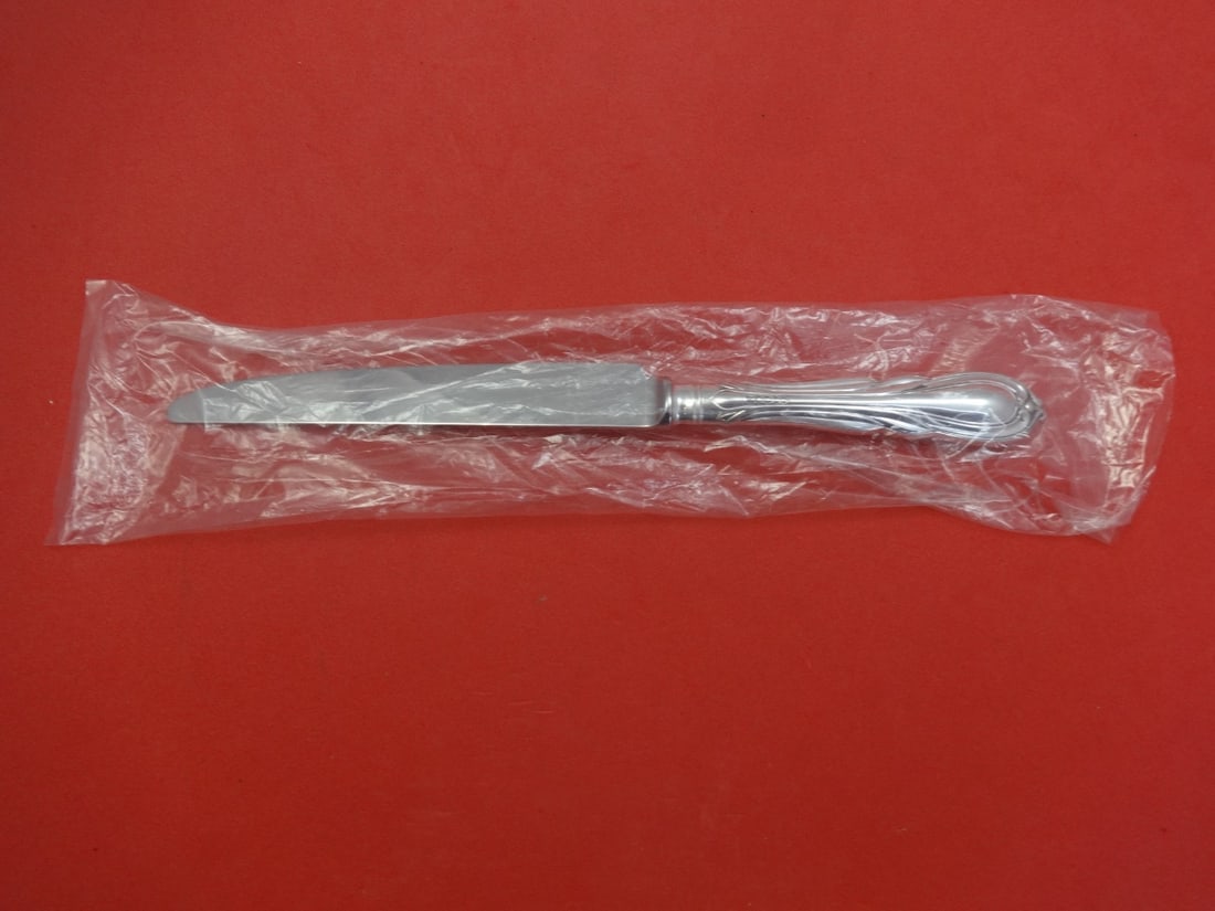 William Yeoward Linithgow Sterling Silver Dinner Knife 9 3/4": William Yeoward Linithgow Sterling Silver Dinner Knife 9 3/4" This exquisite dinner knife from the Linithgow pattern by William Yeoward is crafted from high-quality sterling silver. It features a holl