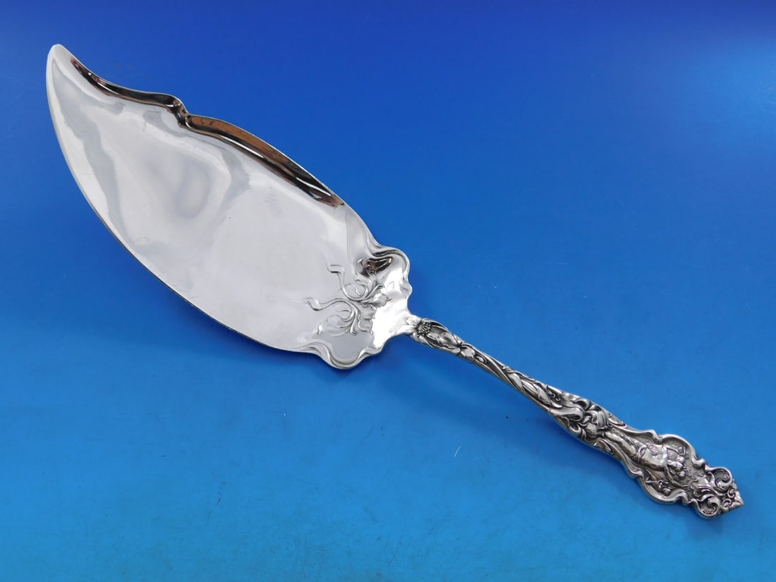 Wallace Irian Sterling Silver Fish Server 11.5 Inch Art Nouveau: Wallace Irian Sterling Silver Fish Server 11.5 Inch Art Nouveau Presenting the Irian fish server by Wallace, a stunning piece of heirloom silverware crafted from sterling silver. This elegant server, 