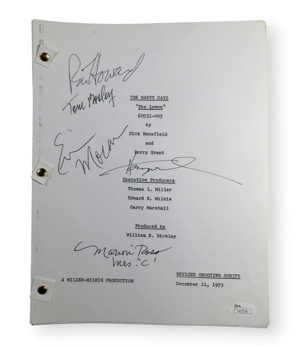 Happy Days Cast Signed Script Season 1 Episode 2 JSA Authenticated: Happy Days Cast Signed Script Season 1 Episode 2 JSA Authenticated This is an original signed script from the iconic TV show Happy Days, featuring autographs from key cast members: Ron Howard (Richie)