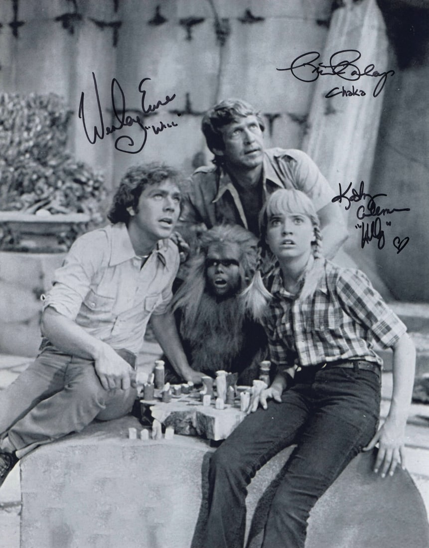 Land of the Lost Multi Signed Photo 11x14 JSA Authenticated: Land of the Lost Multi Signed Photo 11x14 JSA Authenticated Capture a piece of television history with this multi-signed 11X14 photograph from the classic series "Land of the Lost." This original phot
