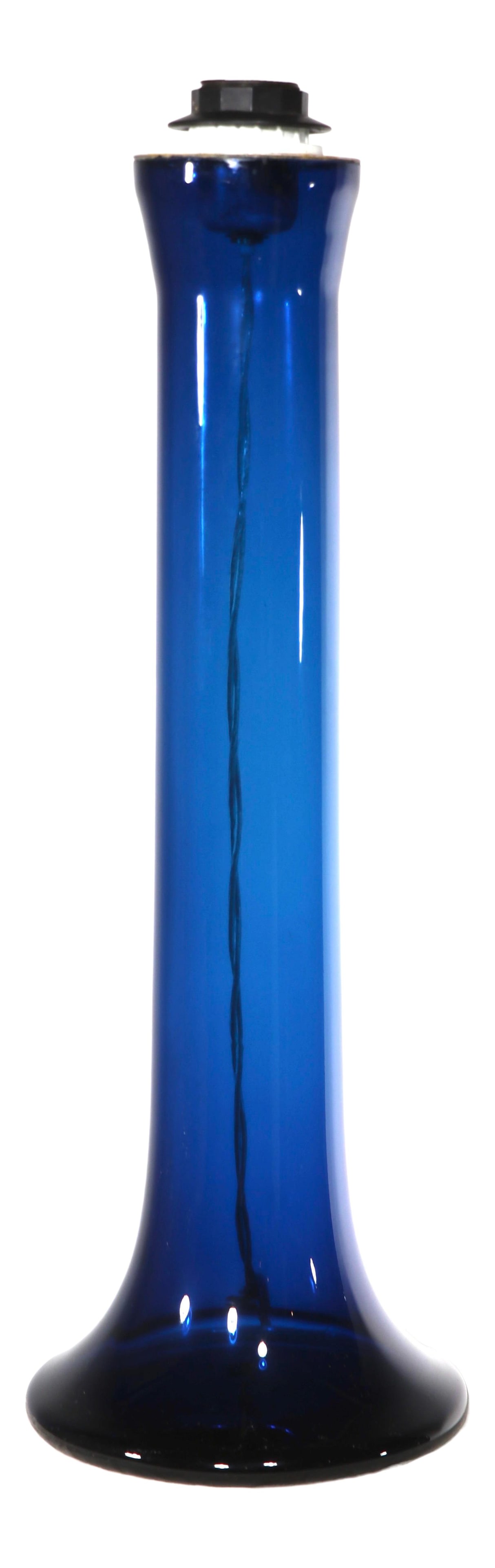 Swedish Modern Blue Glass Lamp Base by Uno & Osten for Luxus: Swedish Modern Blue Glass Lamp Base by Uno & Osten for Luxus This striking tall blue glass lamp base, designed by Uno & Osten Kristiansson for LUXUS, showcases a distinctive Swedish modern aesthetic f