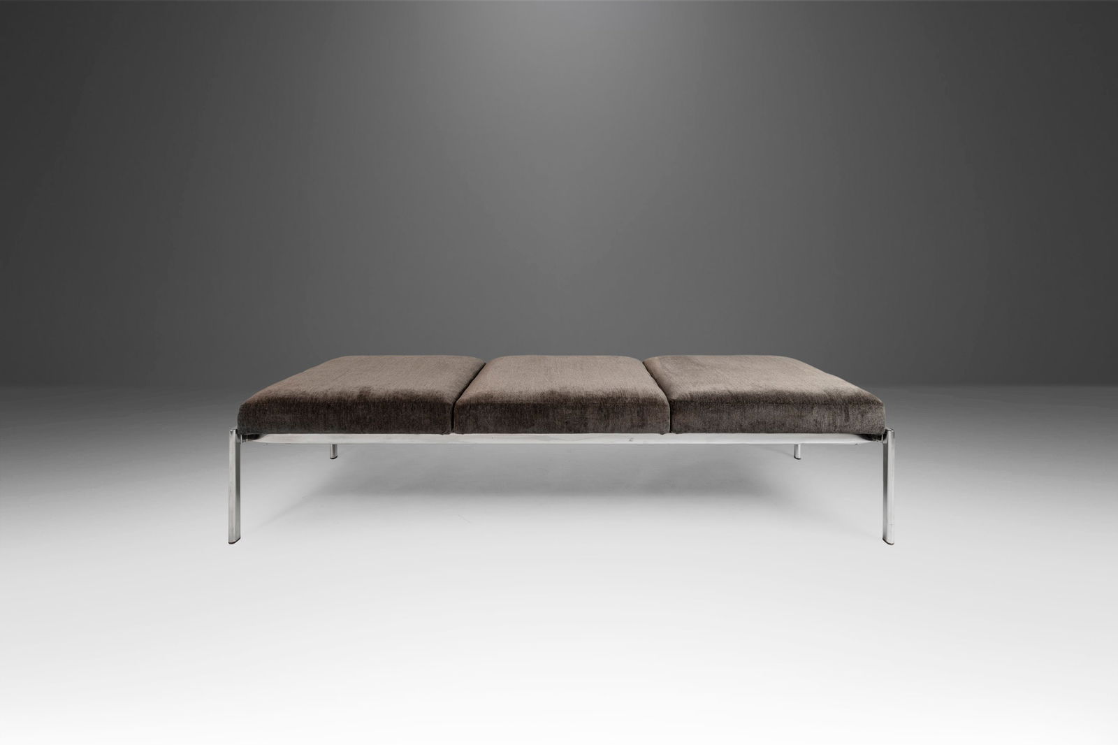 Ilmari Tapiovaara Three-Seat Bench on Chrome Frame Stendig 1970s Vintage: Ilmari Tapiovaara Three-Seat Bench on Chrome Frame Stendig 1970s Vintage Experience the perfect blend of style and comfort with this luxurious three-seat bench designed by Ilmari Tapiovaara for Stendi