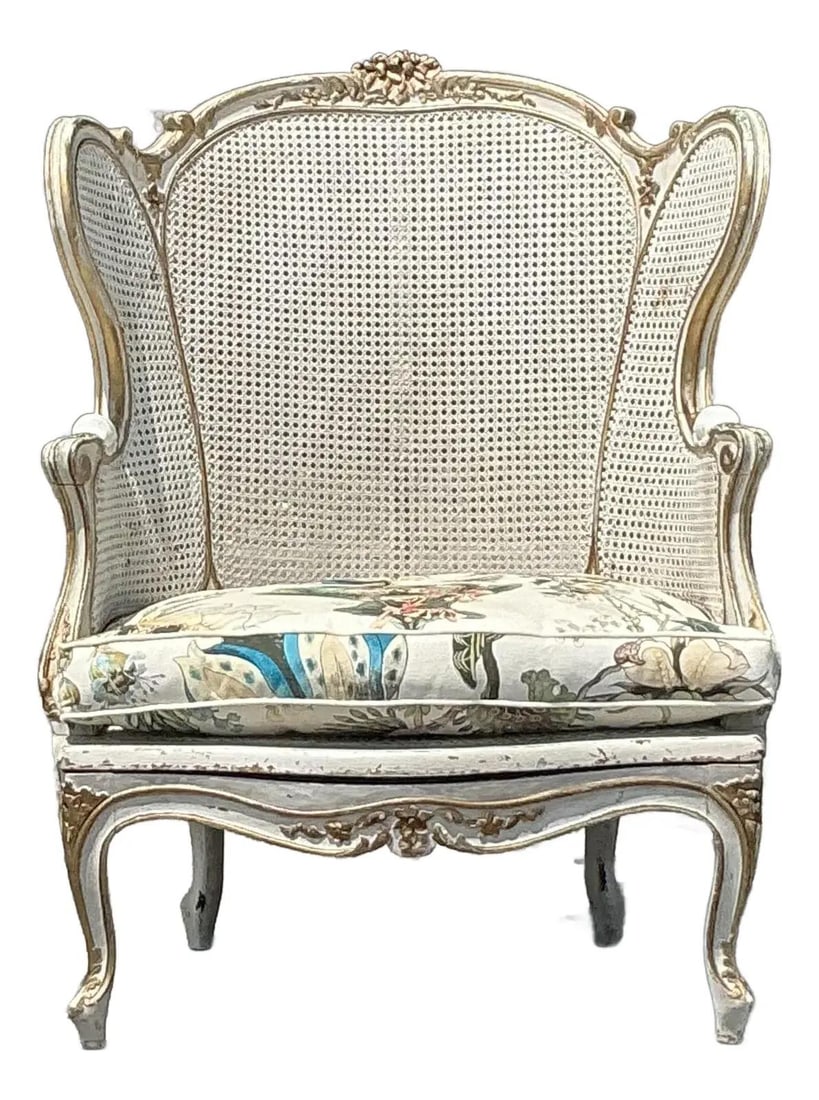 Vintage Italian Wingback Chair with Hackney House Upholstery: Vintage Italian Wingback Chair with Hackney House Upholstery Experience the elegance of this vintage Italian cane wingback chair, a perfect fusion of Old-World craftsmanship and modern comfort. Its gr