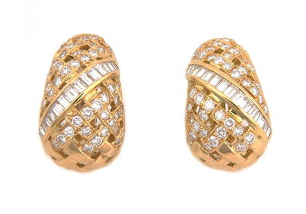 Tiffany & Co. Vannerie 18k Yellow Gold Diamond Huggie Clip On Earrings: Tiffany & Co. Vannerie 18k Yellow Gold Diamond Huggie Clip On Earrings Enhance your jewelry collection with these Tiffany & Co. Vannerie Diamond 18k Yellow Gold Basket Dome Clip On Earrings. Designed