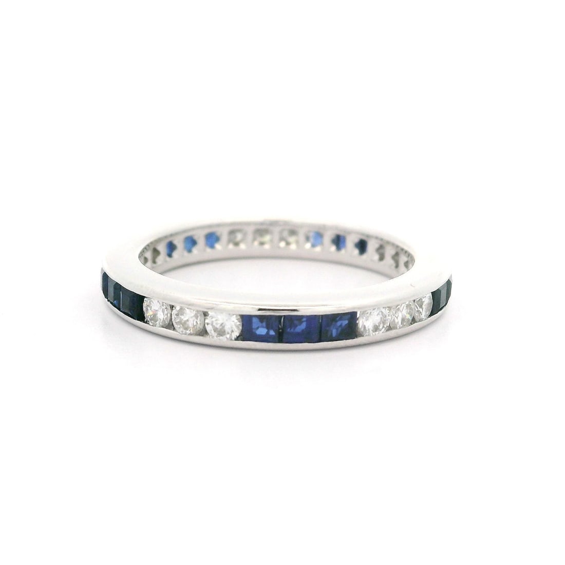 18k White Gold Blue Sapphire Diamond Eternity Stack Band Ring: 18k White Gold Blue Sapphire Diamond Eternity Stack Band Ring This exquisite eternity stack band ring is crafted from solid 18k white gold and features a stunning arrangement of alternating natural sa