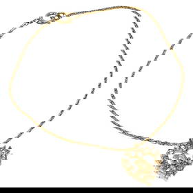 Christian Dior Gold Metal Bracelet Authentic 119922: Christian Dior Gold Metal Bracelet Authentic 119922 Elevate your accessory collection with this stunning Christian Dior Gold Bracelet. Crafted from durable metal, this bracelet features a beautiful go