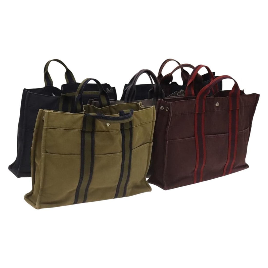 HERMES Fourre Tout MM Hand Bag Canvas Set Gray Red Khaki Authentic: HERMES Fourre Tout MM Hand Bag Canvas Set Gray Red Khaki Authentic This authentic HERMES Fourre Tout MM Hand Bag showcases a stylish blend of gray, red, and khaki canvas, perfect for adding a touch of