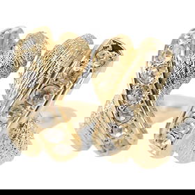 Christian Dior Gold Metal Earrings Authentic 144696: Christian Dior Gold Metal Earrings Authentic 144696 Elevate your accessory collection with these exquisite Christian Dior earrings crafted from high-quality metal in a stunning gold finish. These earr