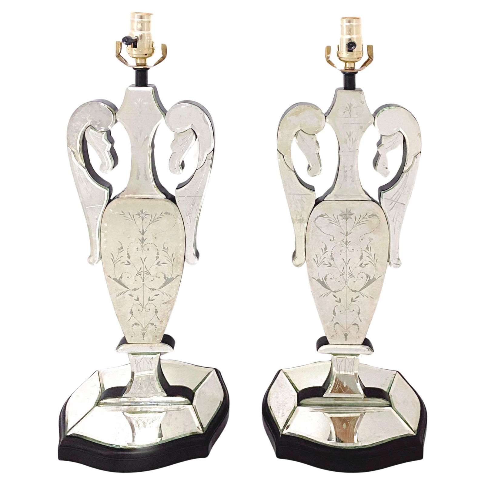 Set of 2 Venetian Style Urn Mirror Lamps Floral Engraved Italy 20th Century: Set of 2 Venetian Style Urn Mirror Lamps Floral Engraved Italy 20th Century Enhance your living space with this captivating pair of Venetian Style Urn Engraved Floral Mirror Lamps, crafted in Italy du