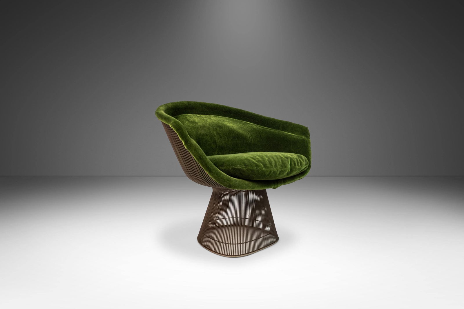 Warren Platner 1973 Lounge Chair for Knoll Green Kravet Mohair Restored: Warren Platner 1973 Lounge Chair for Knoll Green Kravet Mohair Restored The Mid-Century Modern 'Platner' Lounge Chair, designed by Warren Platner for Knoll in 1973, exemplifies a perfect blend of scul
