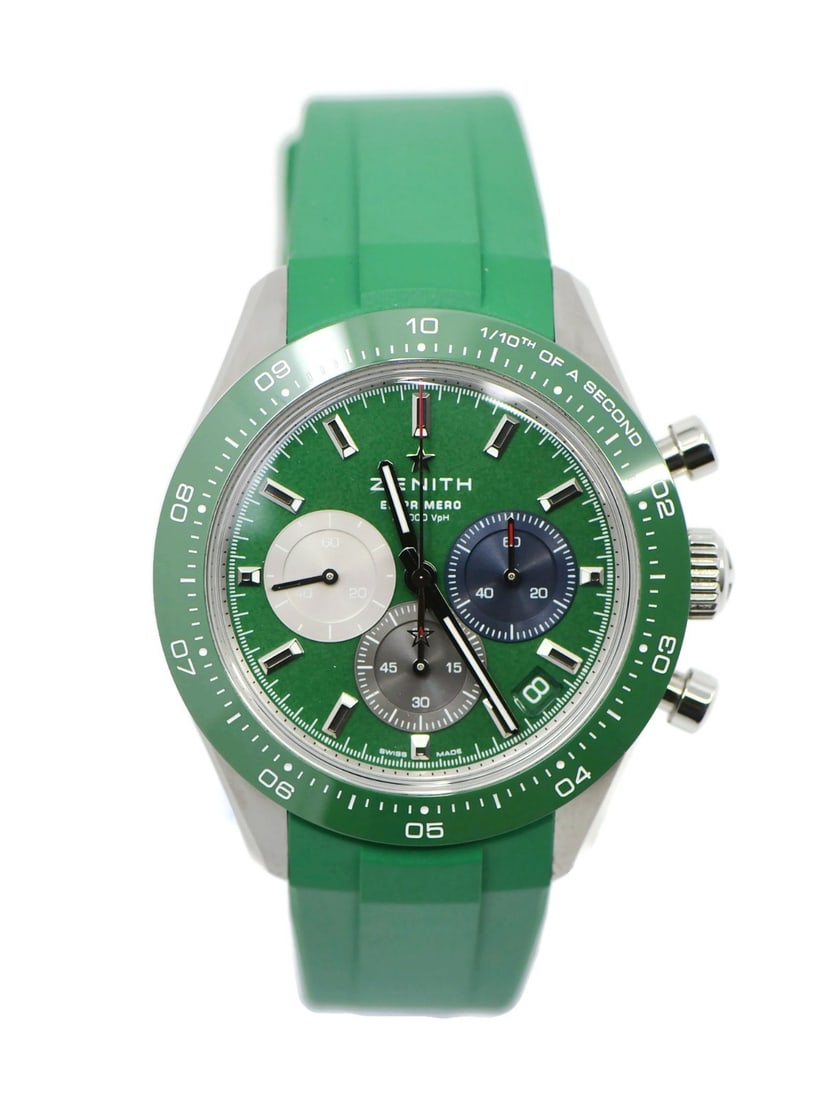 Zenith Chronomaster Stainless Steel Automatic Watch 03.3119.3600 with Box and Papers: Zenith Chronomaster Stainless Steel Automatic Watch 03.3119.3600 with Box and Papers This Zenith Chronomaster wristwatch is a striking timepiece featuring a 41 mm stainless steel case with a vibrant g