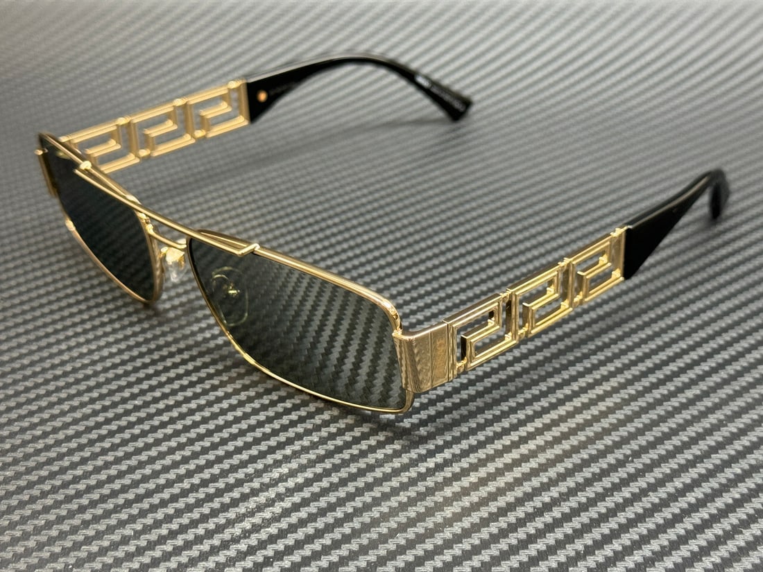 Versace VE2257 100230 Gold Silver Mirror Green Sunglasses with Authenticity Certificate: Versace VE2257 100230 Gold Silver Mirror Green Sunglasses with Authenticity Certificate Elevate your style with these stunning Versace VE2257 sunglasses. Featuring a luxurious gold frame that perfectl