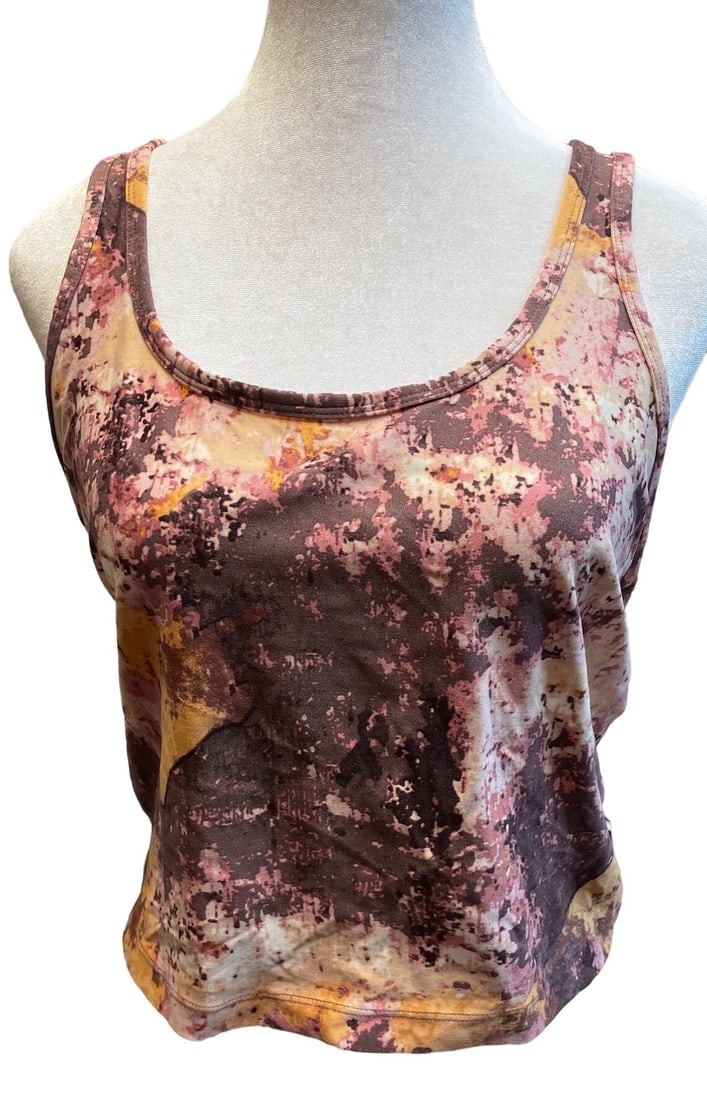 Calvin Klein Performance Multicolor Racerback Cropped Tank Top M: Calvin Klein Performance Multicolor Racerback Cropped Tank Top M Elevate your activewear collection with this Calvin Klein Performance Printed Racerback Cropped Tank Top in size M. Designed for maximu