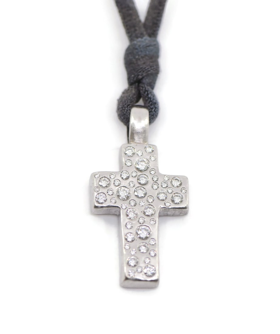 LJ Cross 18K White Gold Diamond Cross Pendant Necklace (1 of 3)