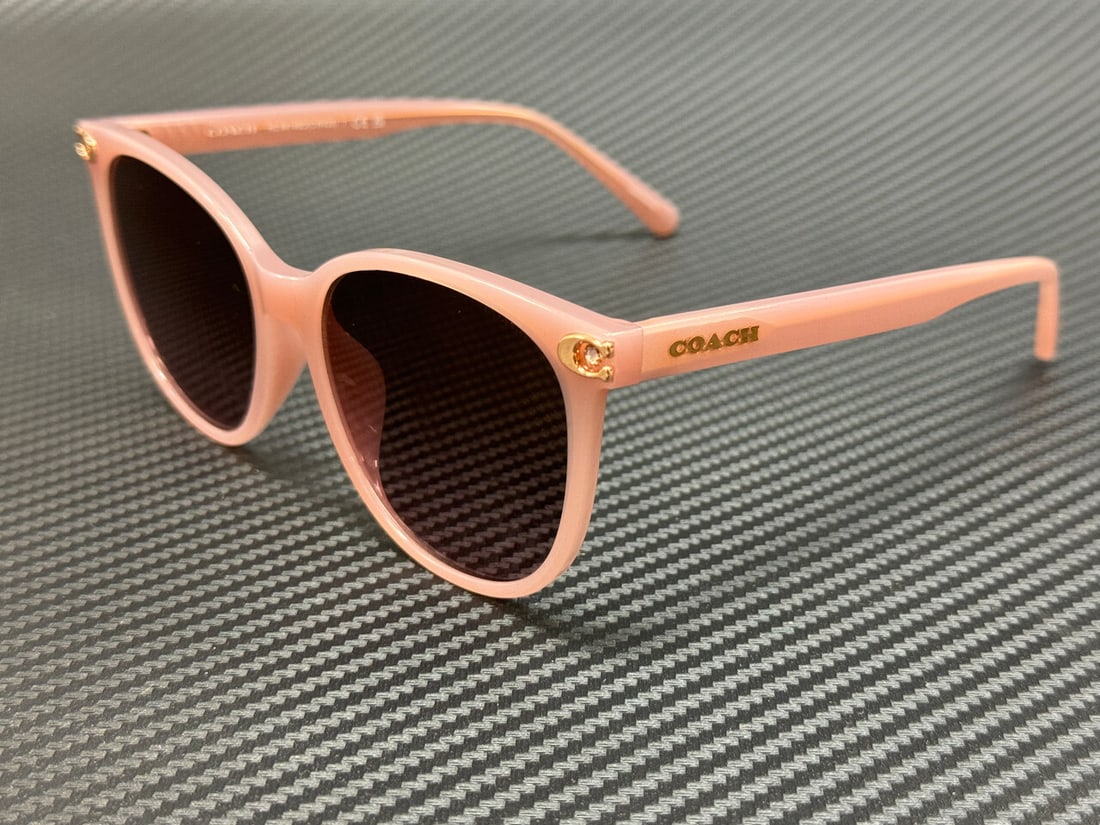 COACH HC8414BD 583914 Women's Pink Gradient 57mm Sunglasses with Box: COACH HC8414BD 583914 Women's Pink Gradient 57mm Sunglasses with Box Elevate your style with these COACH HC8414BD 583914 women's sunglasses, featuring a chic pink gradient lens that adds a touch of el