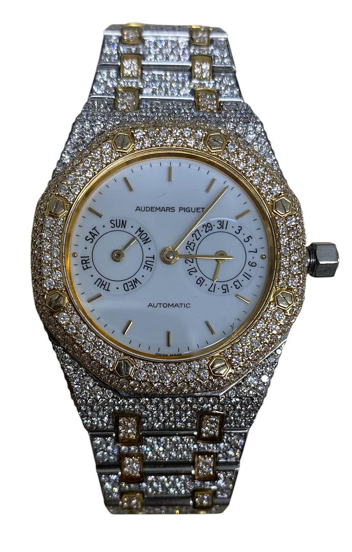 Audemars Piguet Royal Oak White Dial Diamond Bezel 25572SA (1 of 3)