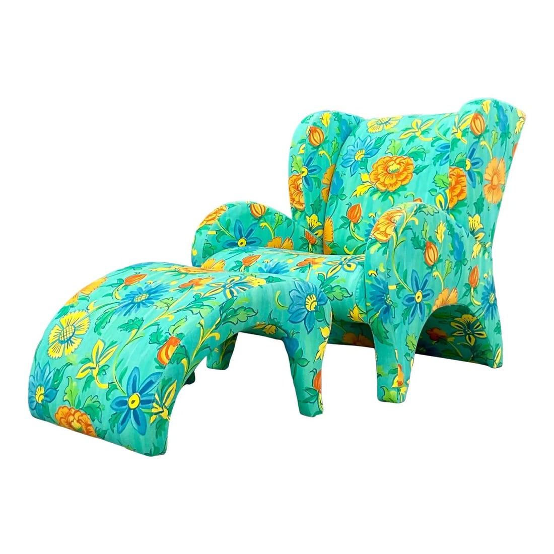 Thayer Coggin Vintage Floral Chair and Ottoman Set Boho Style: Thayer Coggin Vintage Floral Chair and Ottoman Set Boho Style This stunning vintage Boho chair and ottoman set is crafted by the renowned Thayer Coggin group, known for their iconic designs. The set f