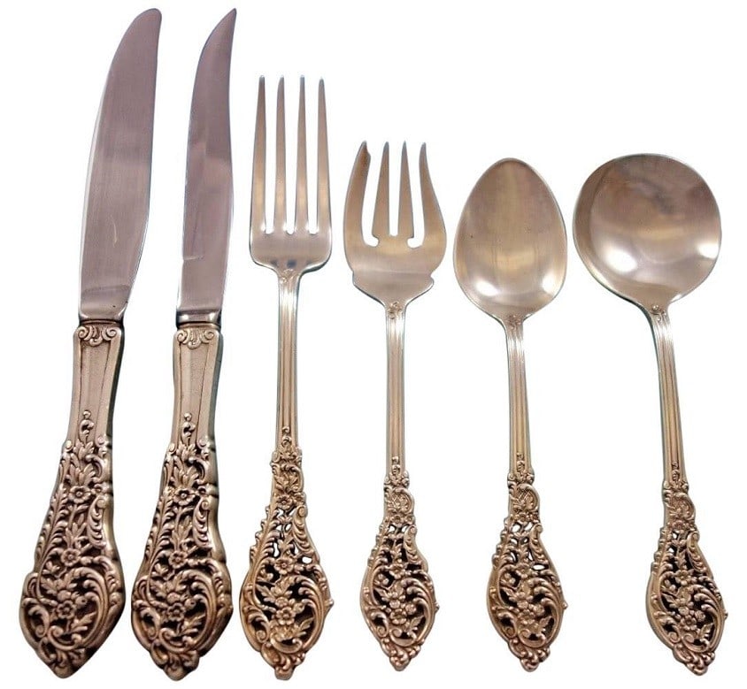 Reed & Barton Florentine Lace Sterling Silver Flatware Set 72 Pieces with Chest (1 of 5)