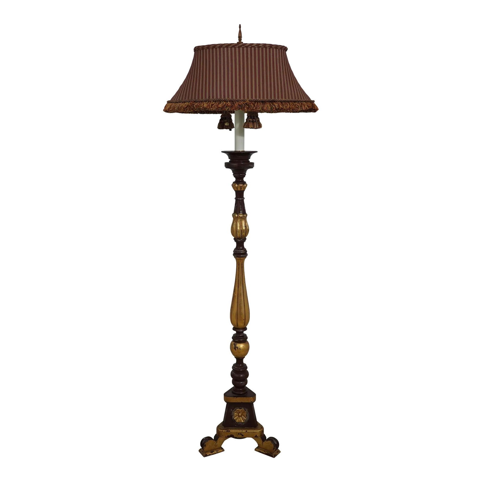 Frederick Cooper Baroque Floor Lamp with Decorative Shade 67 inches Tall: Frederick Cooper Baroque Floor Lamp with Decorative Shade 67 inches Tall This exquisite Baroque Style Floor Lamp showcases quality craftsmanship, marked by the renowned Frederick Cooper. Standing at 6