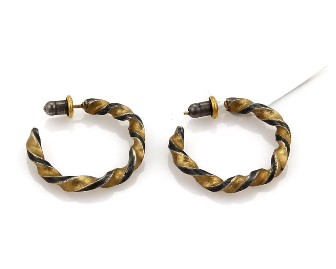 Gurhan 24k Gold Twisted Sterling Silver Hoop Earrings Signed: Gurhan 24k Gold Twisted Sterling Silver Hoop Earrings Signed Add a touch of sophistication to your wardrobe with the Gurhan Midnight Sterling & 24k Gold Twisted Hoop Earrings. These stunning earrings
