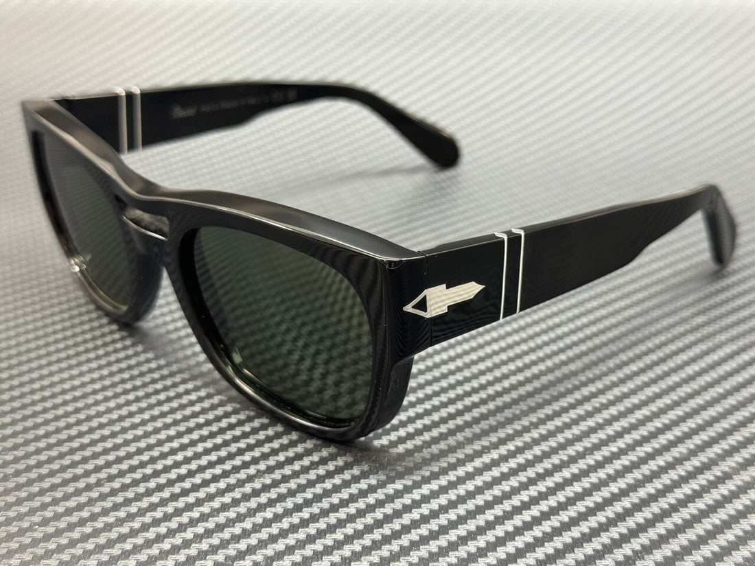 Persol PO0064S 95 31 Black Frame Green Lens Sunglasses with Authenticity Certificate: Persol PO0064S 95 31 Black Frame Green Lens Sunglasses with Authenticity Certificate Discover the stylish PERSOL PO0064S 95 31 sunglasses, designed for both men and women. These sleek sunglasses featu