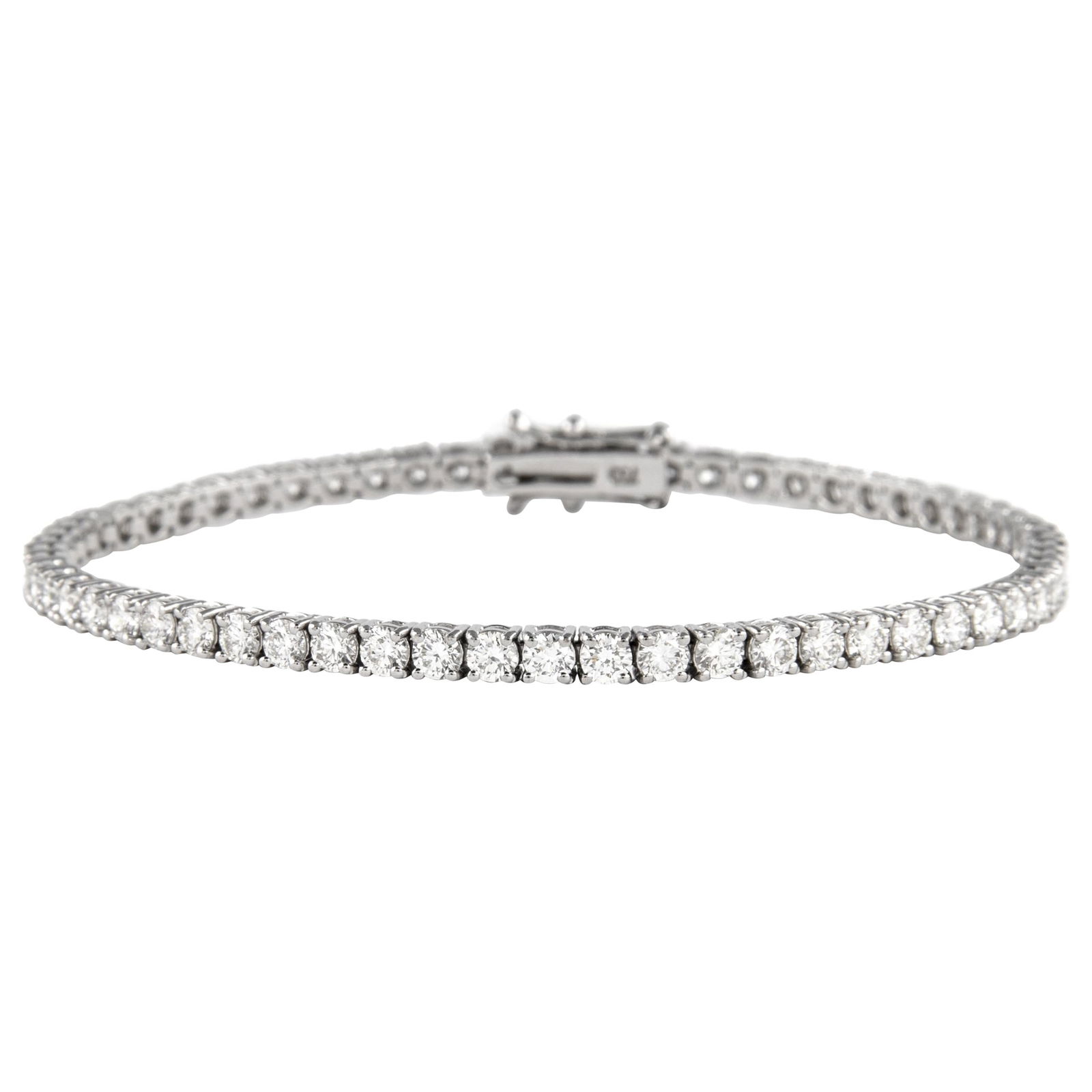 4.35ct Diamond Tennis Bracelet 18k White Gold GIA Appraisal: 4.35ct Diamond Tennis Bracelet 18k White Gold GIA Appraisal This exquisite 4.35ct diamond tennis bracelet is crafted from luxurious 18k white gold. Featuring 63 round brilliant diamonds, this timeless