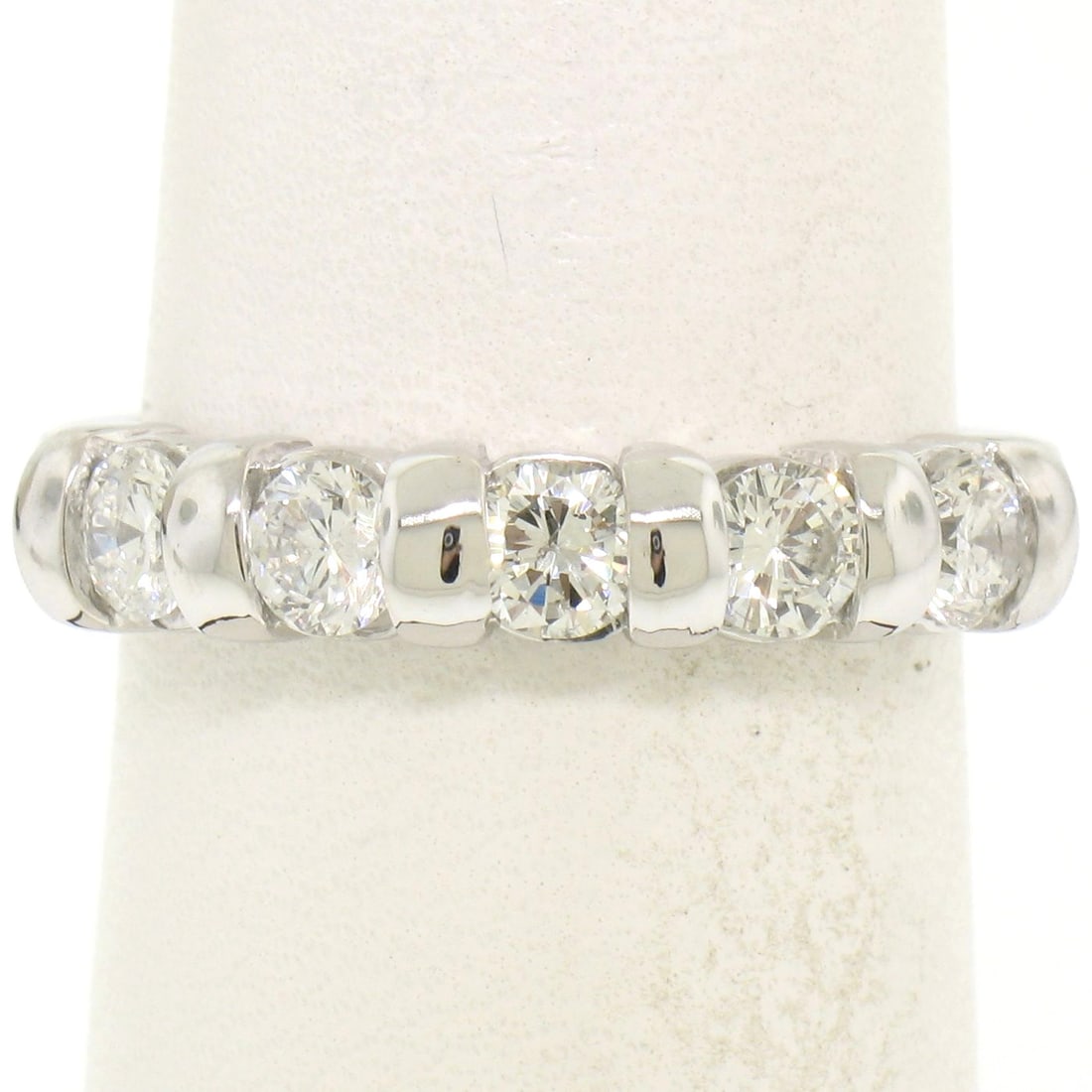 New 14k White Gold .80ctw Round Diamond Wedding Band Ring: New 14k White Gold .80ctw Round Diamond Wedding Band Ring Introducing a stunning wedding band ring crafted from solid 14k white gold, featuring a fine collection of five round brilliant diamonds total