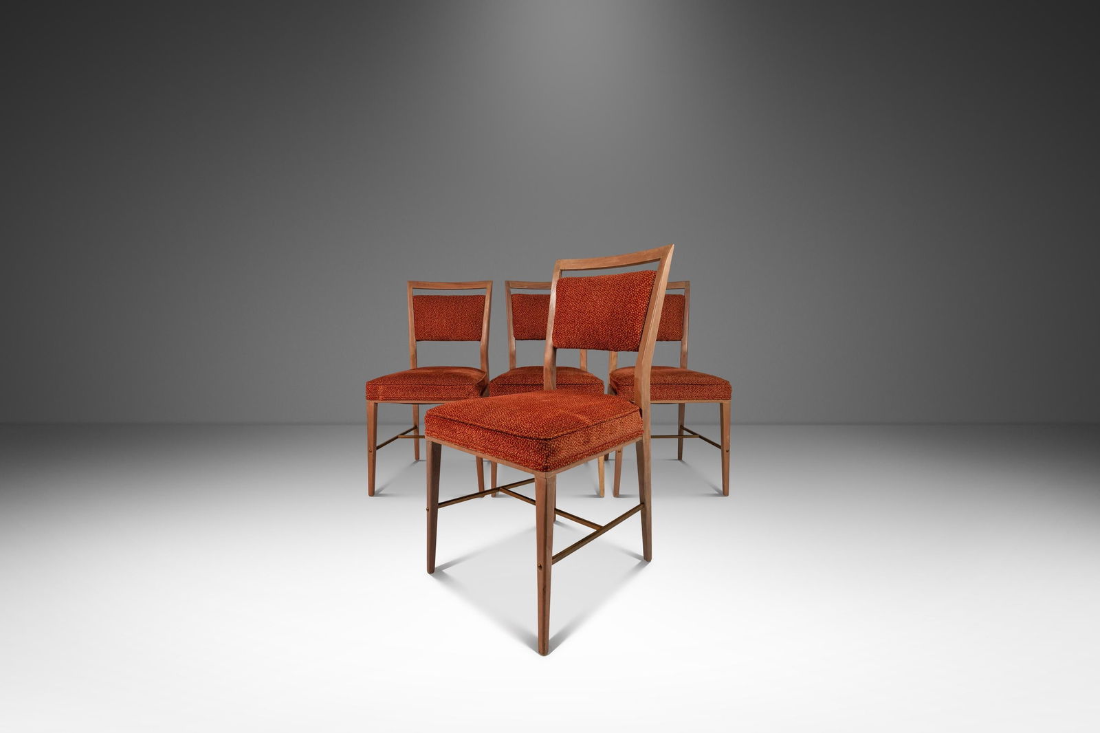 Set of 4 Paul McCobb Mid-Century Dining Chairs in Mahogany Brass: Set of 4 Paul McCobb Mid-Century Dining Chairs in Mahogany Brass Discover a stunning set of four Mid-Century Modern dining chairs crafted from solid mahogany and accented with brass by the renowned de