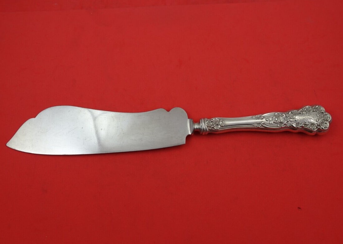Gorham Buttercup Sterling Silver 12 Inch Ice Cream Slice Serving Piece: Gorham Buttercup Sterling Silver 12 Inch Ice Cream Slice Serving Piece This exquisite Buttercup ice cream slice by Gorham features a stunning sterling silver hollow handle and a plated blade, measurin