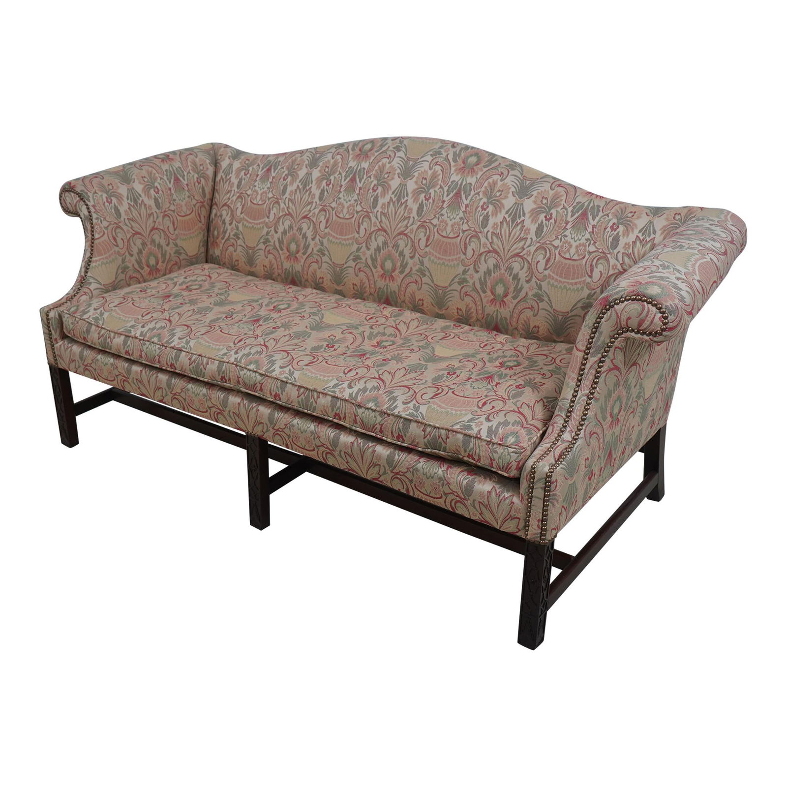 Kittinger CW-23 Chippendale Sofa Newly Upholstered Colonial Williamsburg: Kittinger CW-23 Chippendale Sofa Newly Upholstered Colonial Williamsburg This exquisite Kittinger CW-23 Colonial Williamsburg sofa combines timeless elegance with modern comfort. Approximately 50 year