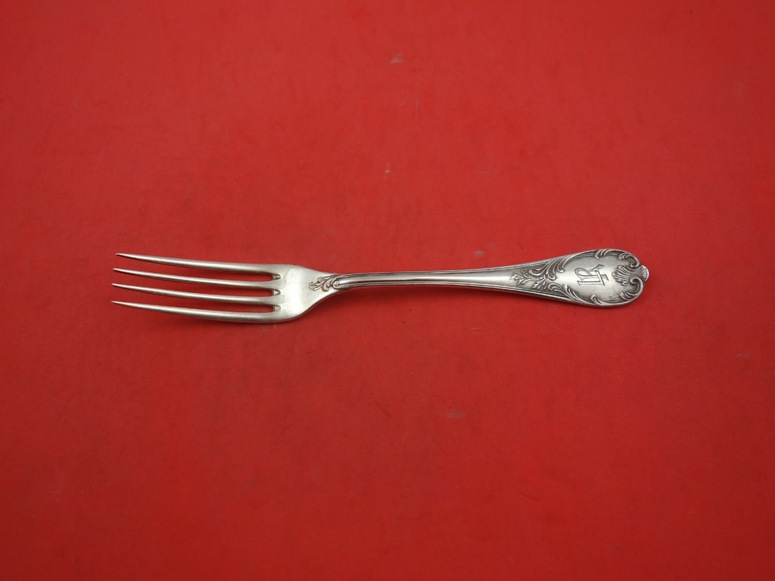 Christofle Marly Silverplate Dessert Fork Vintage 6 1/8": Christofle Marly Silverplate Dessert Fork Vintage 6 1/8" This exquisite dessert fork from Christofle features the elegant Marly pattern, showcasing the brand's renowned craftsmanship. Made of silverpl