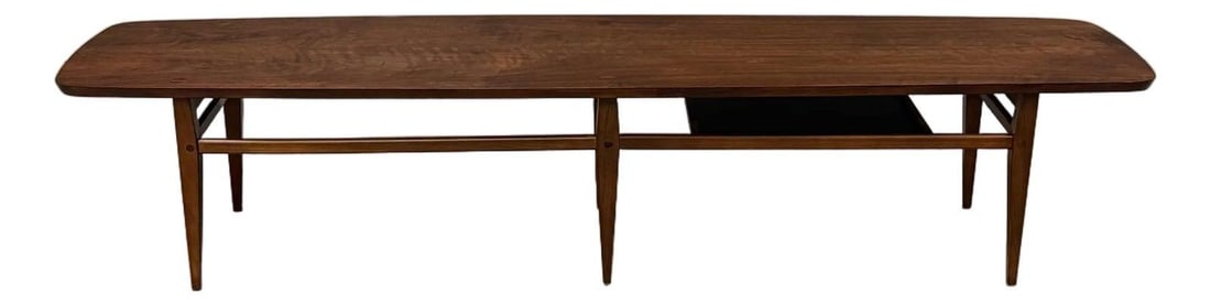 1961 Lane Walnut Coffee Table Mid Century Modern USA: 1961 Lane Walnut Coffee Table Mid Century Modern USA This exquisite mid-century modern coffee table, crafted by Lane Furniture, features a beautifully refinished walnut surface and a practical lower s