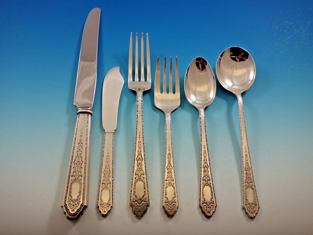 Lunt Mary II Sterling Silver Flatware Set for 12 - 82 Pieces with Storage Chest (1 of 11)