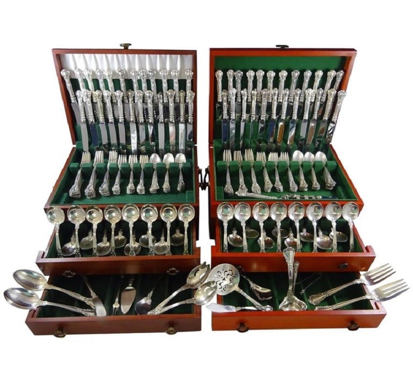 Gorham Chantilly Sterling Silver Flatware Set 258 Pcs with Storage Chest (1 of 12)