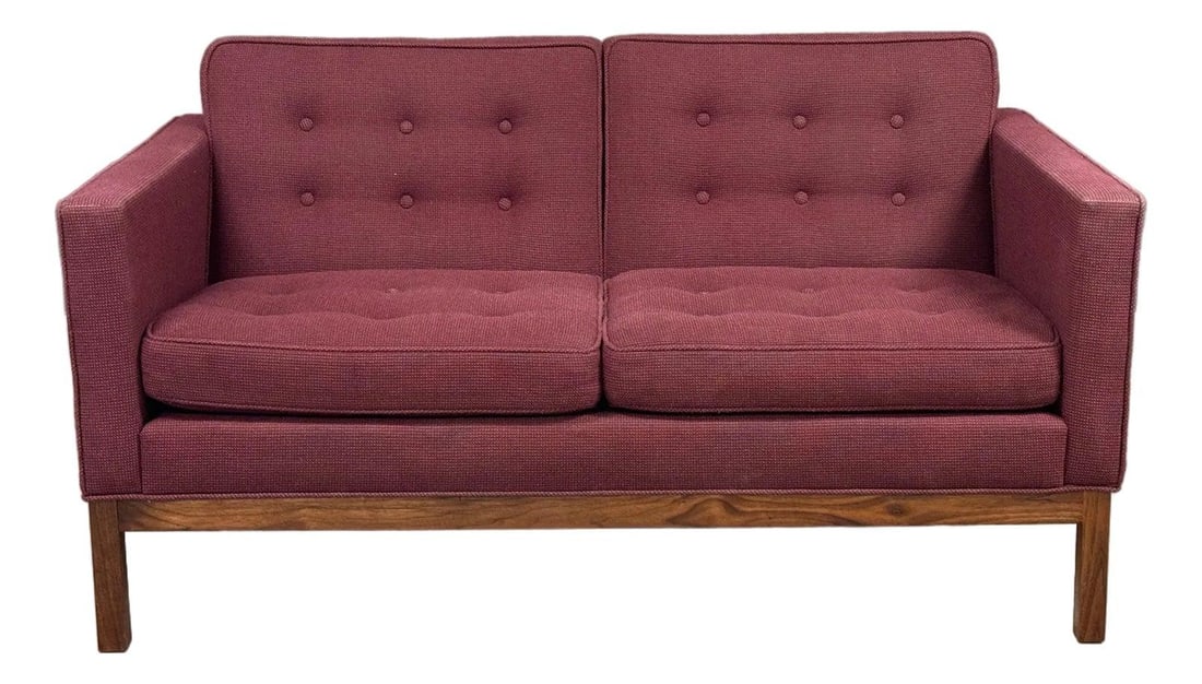 1960s Florence Knoll Style Walnut Purple Loveseat Sofa: 1960s Florence Knoll Style Walnut Purple Loveseat Sofa This elegant 1960s loveseat sofa features a striking maroon purple tweed upholstery, beautifully complemented by a solid walnut base, reminiscent