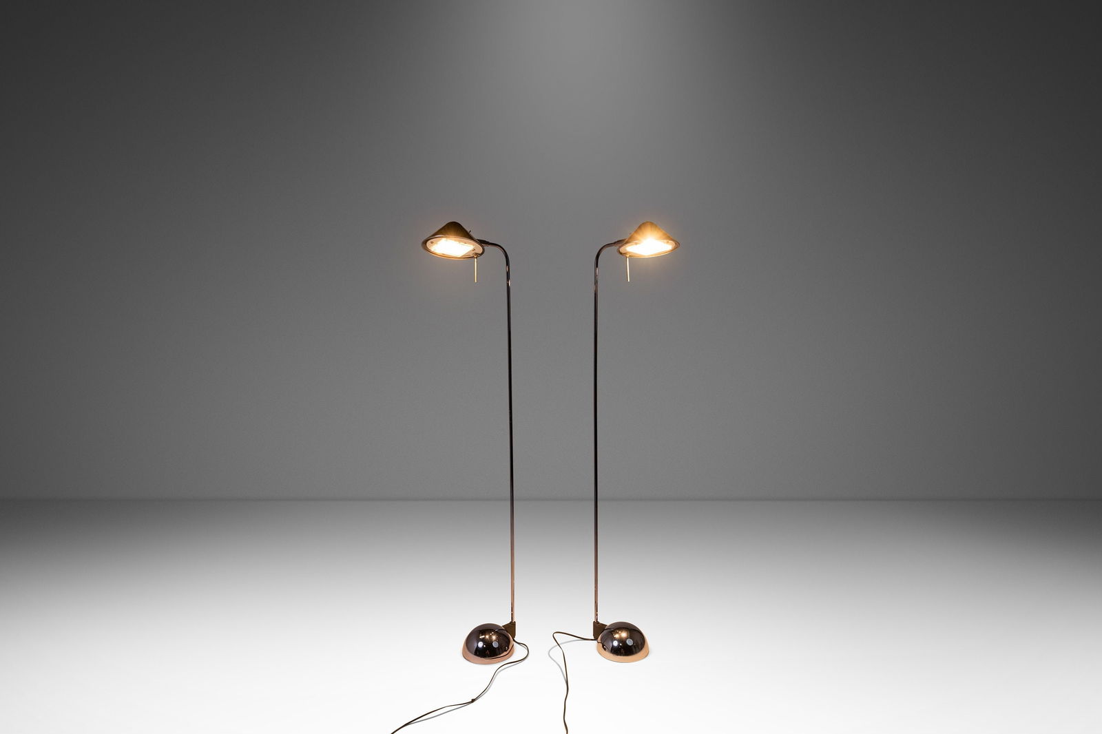Rare Robert Sonneman Midnight Chrome Floor Lamps Set for George Kovacs 1987: Rare Robert Sonneman Midnight Chrome Floor Lamps Set for George Kovacs 1987 Discover a remarkable set of two Post Modern floor lamps designed by the acclaimed Robert Sonneman for George Kovacs, dating