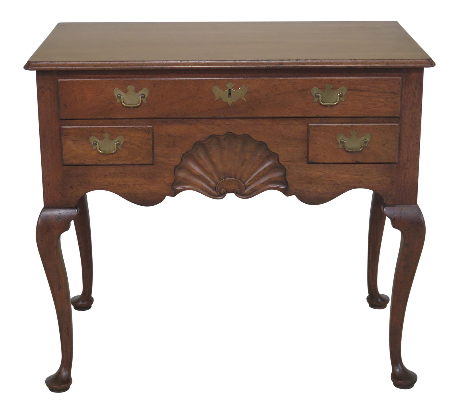 1980s Kittinger Historic Newport Mahogany Lowboy Reproduction: 1980s Kittinger Historic Newport Mahogany Lowboy Reproduction This exquisite Kittinger Historic Newport Collection Lowboy is a reproduction of a Newport table from circa 1750, showcasing the elegant c