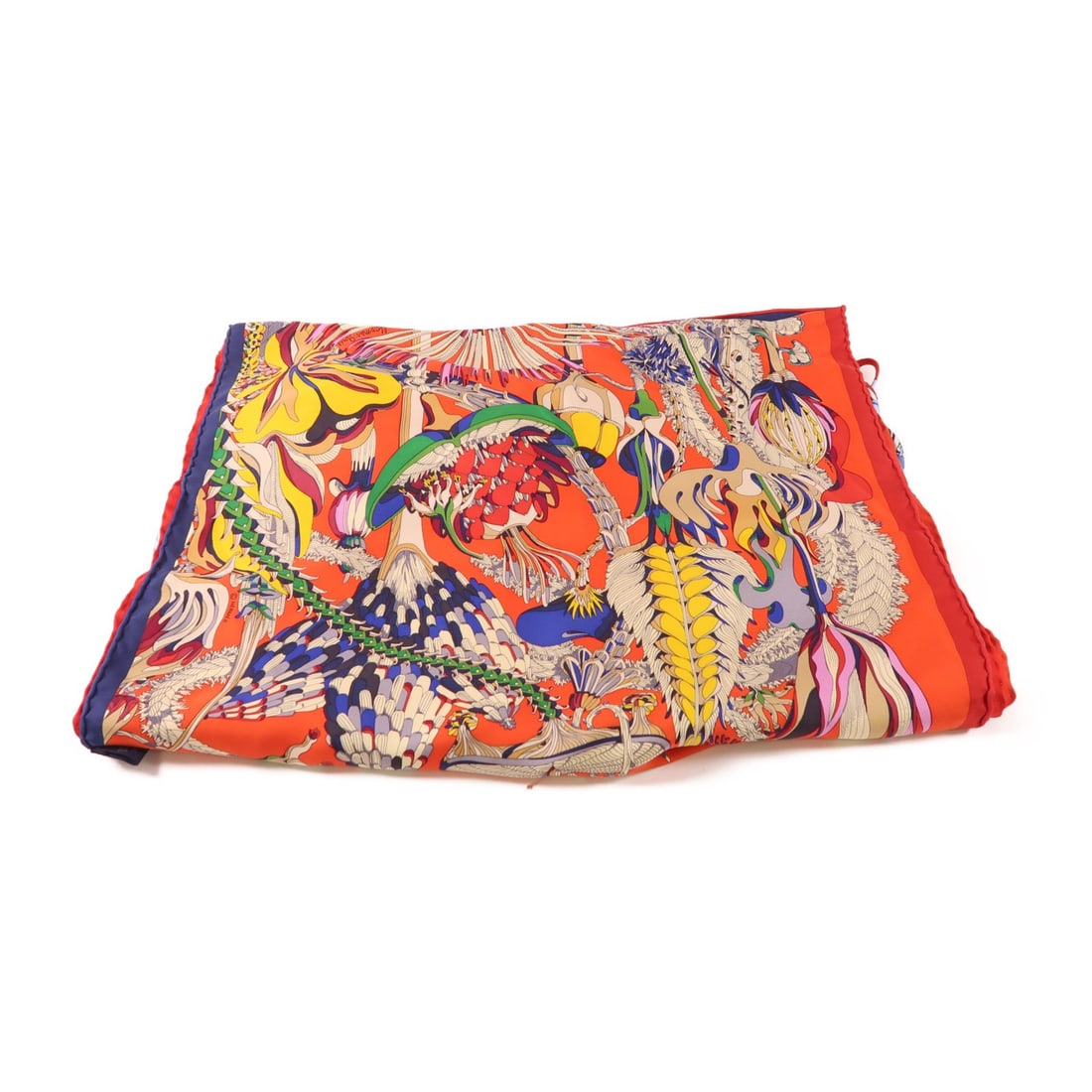 HERMES Silk Scarf Multicolor Red Blue Green Yellow: HERMES Silk Scarf Multicolor Red Blue Green Yellow Elevate your accessory collection with this exquisite HERMES silk scarf. This beautifully designed scarf features a vibrant combination of red, blue,