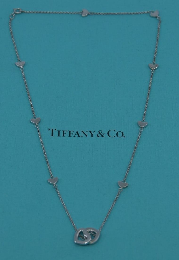 Tiffany & Co Sterling Silver Heart Pendant Necklace 16 Inch (1 of 2)