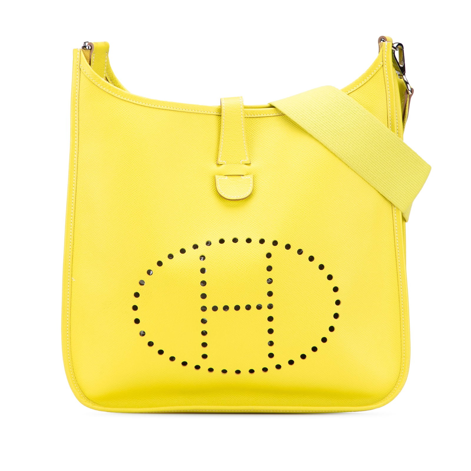 Hermes Epsom Evelyne III 33 Lime Leather Shoulder Bag: Hermes Epsom Evelyne III 33 Lime Leather Shoulder Bag The Hermes Epsom Evelyne III 33 is a stylish and functional bag crafted from high-quality Epsom leather in a vibrant Lime color. This versatile pi