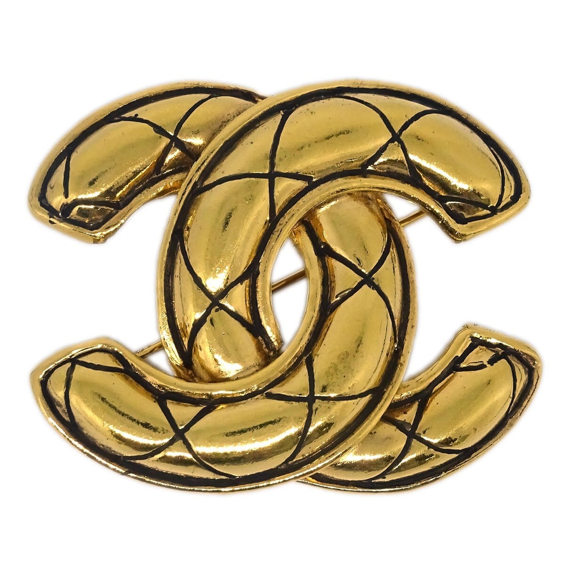 Chanel Gold Quilted CC Logo Brooch Pin 1142: Chanel Gold Quilted CC Logo Brooch Pin 1142 Elevate your style with this exquisite Chanel Quilted CC Brooch Pin. Crafted from gold-plated metal, this brooch features the iconic CC logo, making it a pe