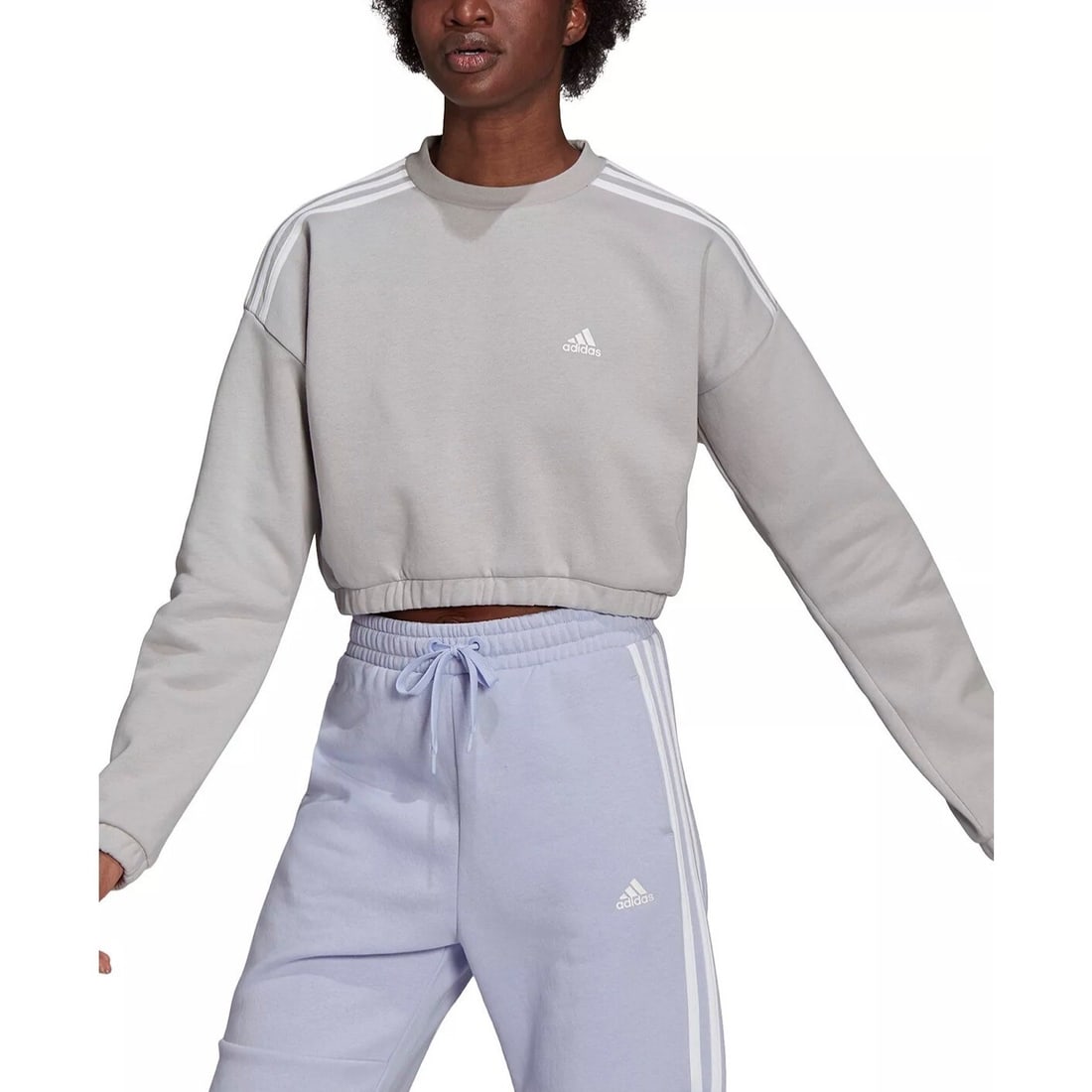 Adidas Originals Women's Cropped Fleece Sweatshirt Gray L: Adidas Originals Women's Cropped Fleece Sweatshirt Gray L Stay stylish and comfortable with this Adidas Women's Cropped Sweatshirt in Medium Gray. Designed for activewear, this pullover features a chi