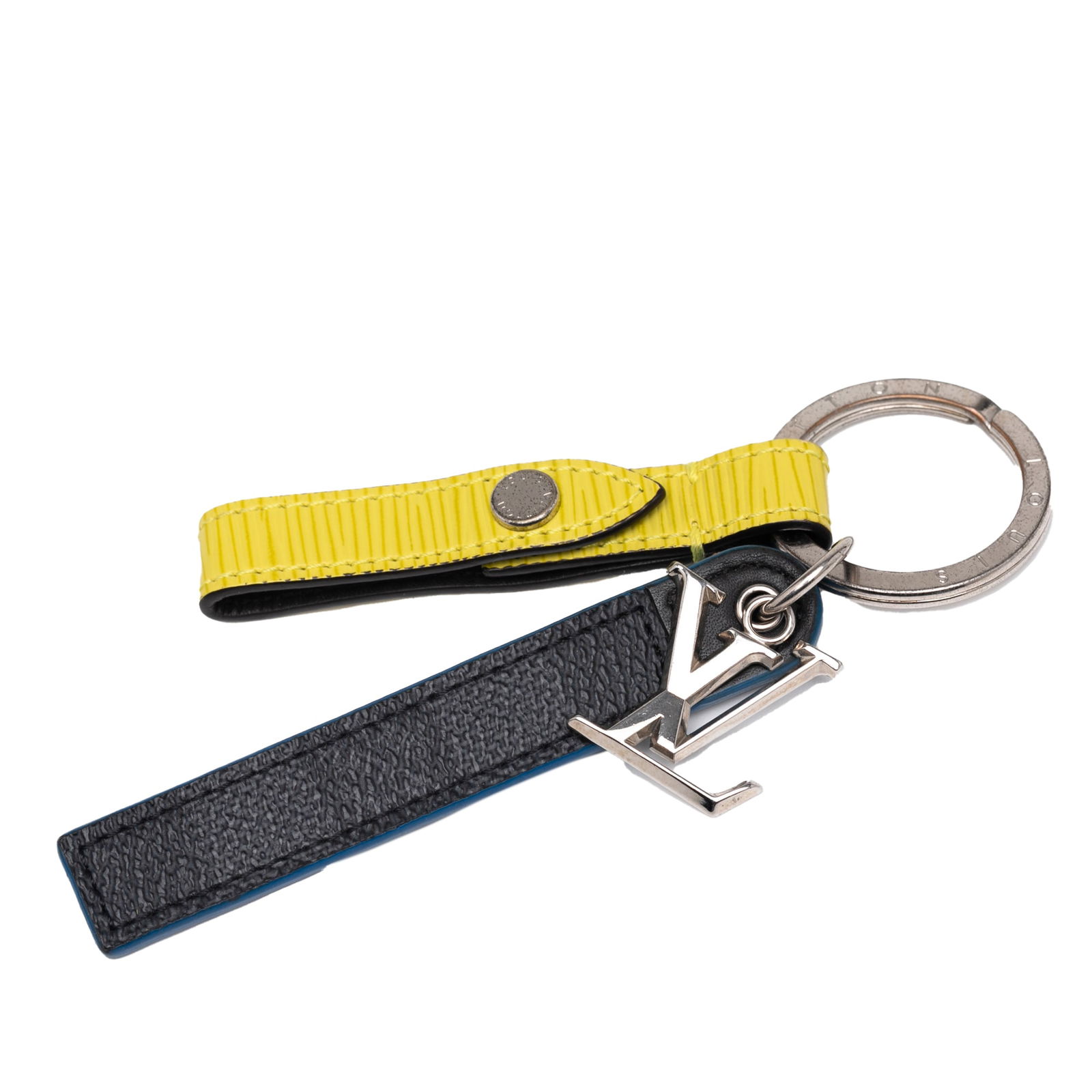 Louis Vuitton Damier Graphite Epi Key Holder with Silver Tone Ring: Louis Vuitton Damier Graphite Epi Key Holder with Silver Tone Ring This Louis Vuitton Damier Graphite Epi Tab Belt Key Holder is a stylish accessory designed for practicality and elegance. Crafted fro