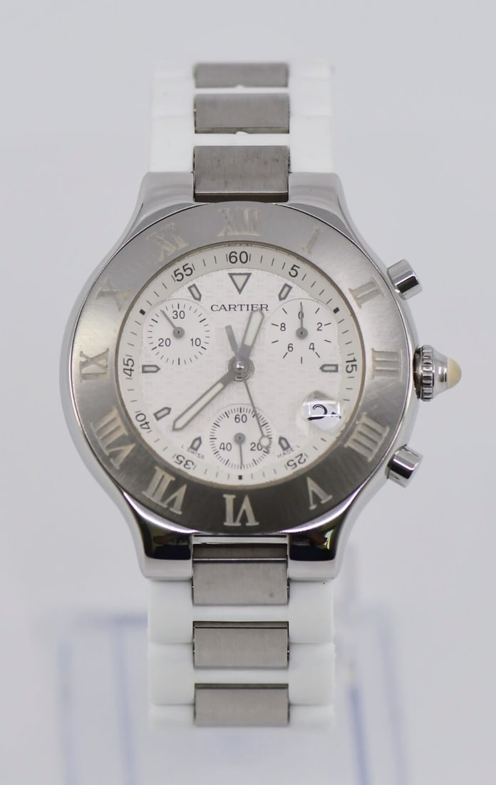 Cartier Must de Cartier 21 Chronoscaph Stainless Steel Quartz Watch 2424 with Box: Cartier Must de Cartier 21 Chronoscaph Stainless Steel Quartz Watch 2424 with Box The Cartier Must de Cartier 21 Chronoscaph is a sophisticated wristwatch that combines style and functionality. This m