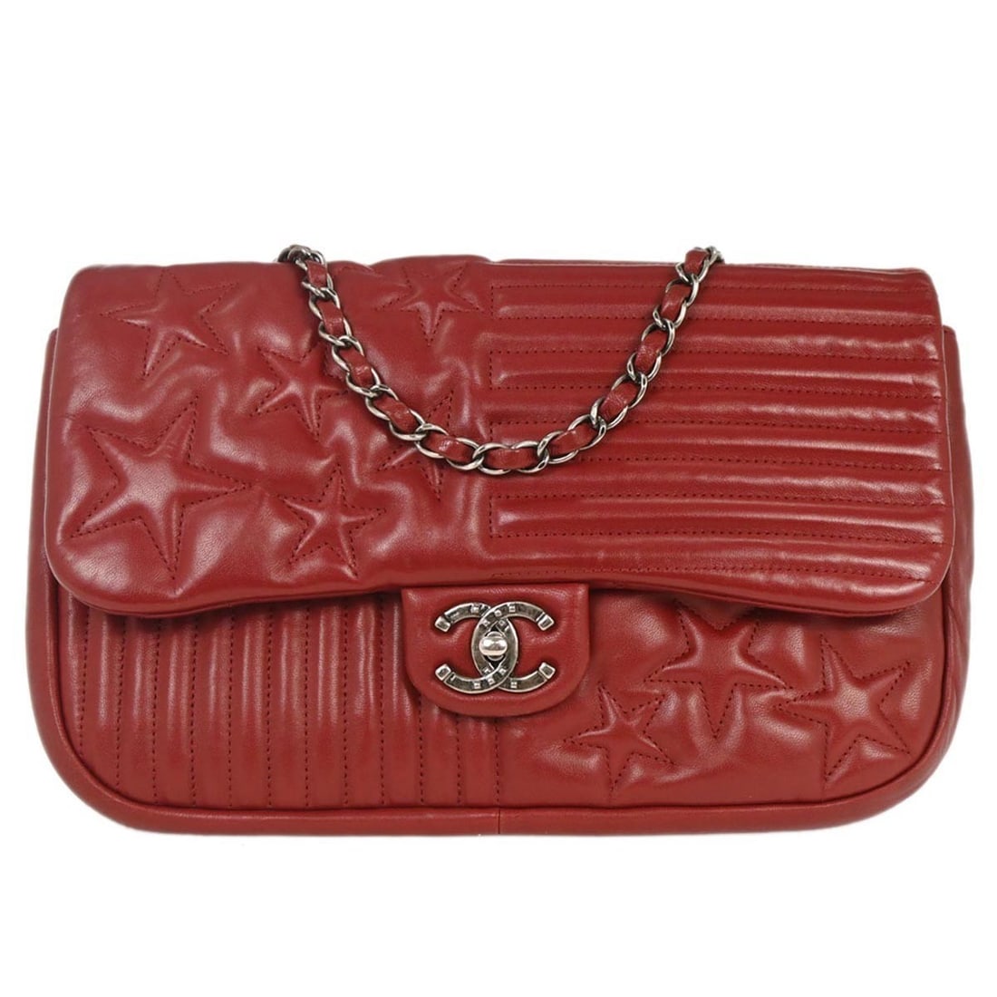 Chanel Red Lambskin Stars and Stripes Flap Shoulder Bag: Chanel Red Lambskin Stars and Stripes Flap Shoulder Bag This stunning Chanel Red Lambskin Shoulder Bag features a captivating Stars and Stripes pattern, making it a perfect accessory for casual occasi
