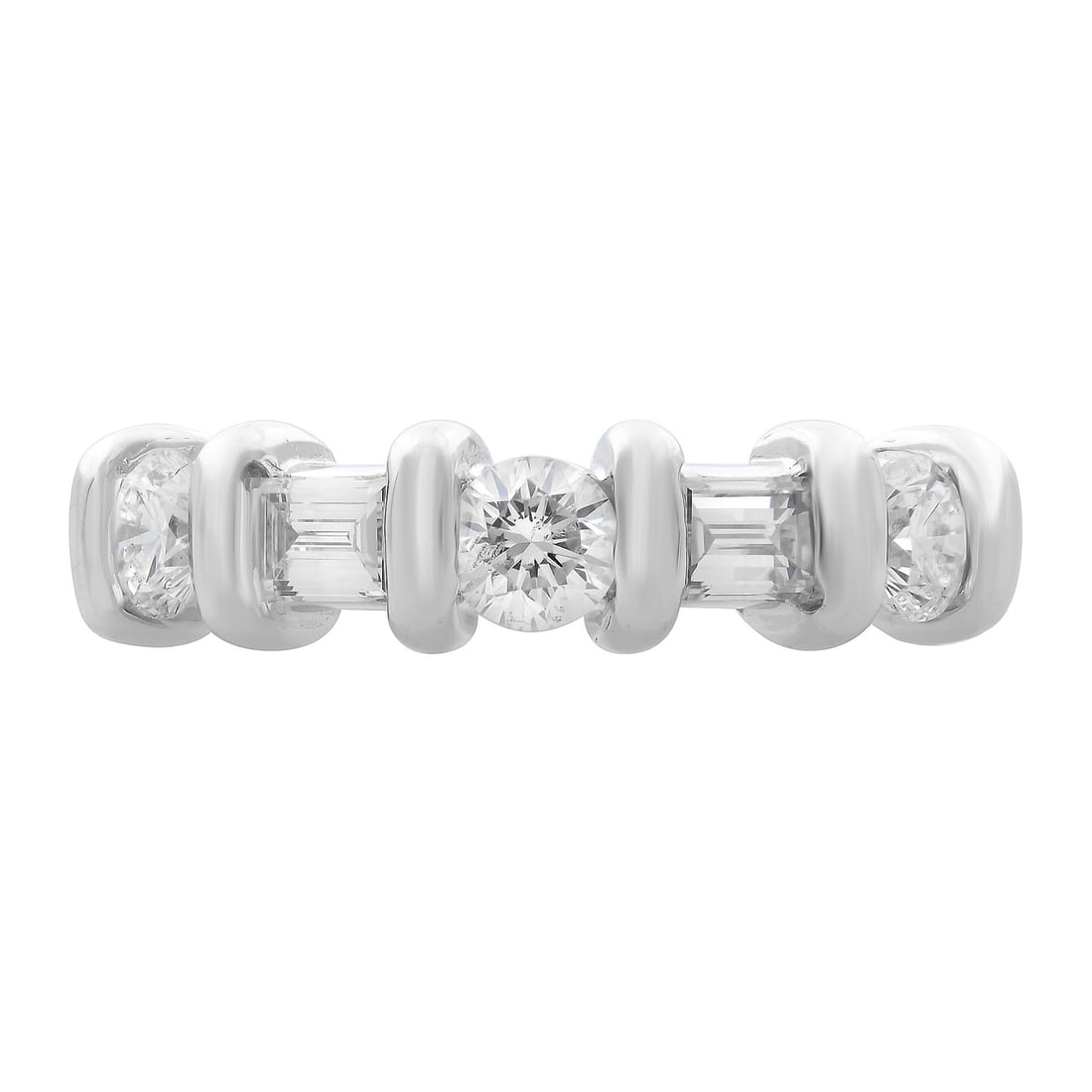 Rachel Koen 14K White Gold Diamond Band Ring 0.66ct 5.5: Rachel Koen 14K White Gold Diamond Band Ring 0.66ct 5.5 This exquisite Rachel Koen band ring is crafted from luxurious 14K white gold and showcases a stunning arrangement of diamonds. The ring feature