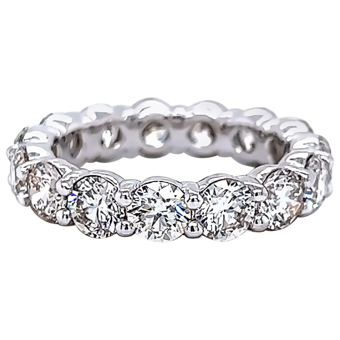 4.85ct Diamond Eternity Band 18k White Gold: 4.85ct Diamond Eternity Band 18k White Gold This exquisite 4.85ct Round Diamond Eternity Band is crafted in 18k white gold and designed in a contemporary style. The band features 15 round brilliant di