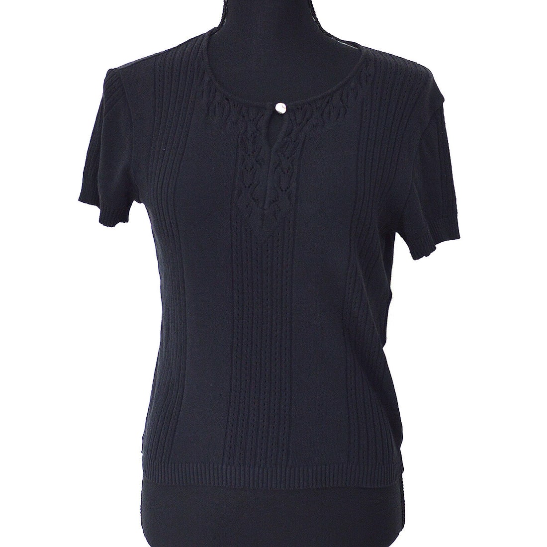 Chanel CC Logo Black Short Sleeve Knit Top Size #38: Chanel CC Logo Black Short Sleeve Knit Top Size #38 Elevate your casual wardrobe with this stylish Chanel short sleeve knit top. Featuring a classic round neckline and crafted from 100% cotton, this b
